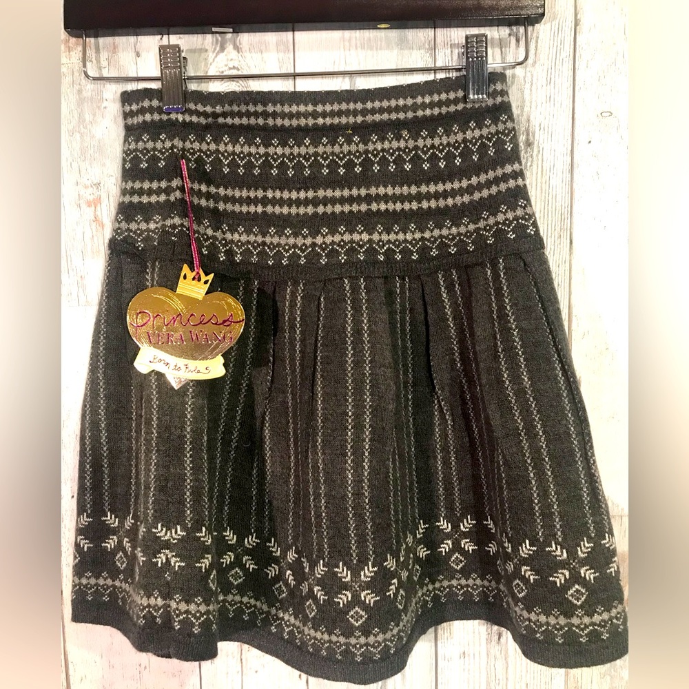 NWT Princess Vera Wang charcoal and silver sweater skirt